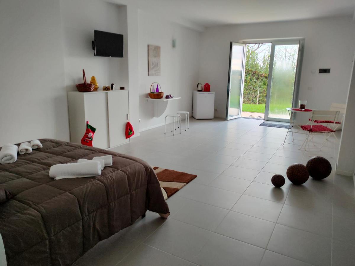 La Staccionata Bianca Bed & Breakfast Viterbo Exterior photo